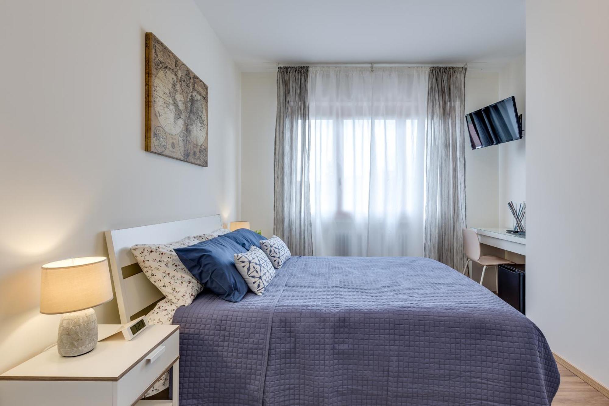 Rooms Vidar Train Station Veneza Exterior foto